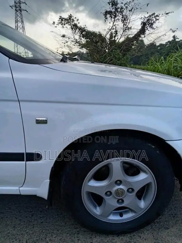Nissan FB15 2000 Car (Used)