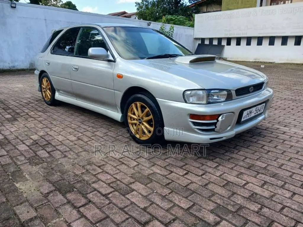Subaru Impreza 2000 Car (Used)