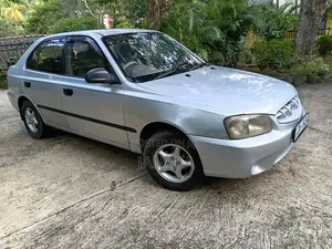 Hyundai Accent 2004 Car (Used)