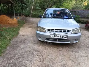 Hyundai Accent 2004 Car (Used)