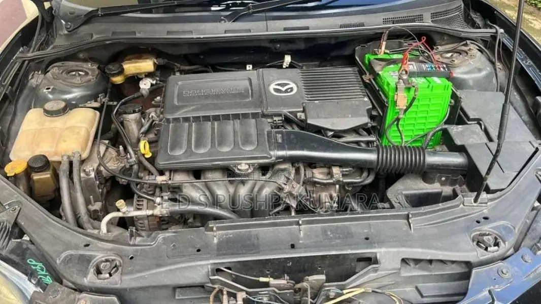 Mazda Axela 2004 Car (Used)
