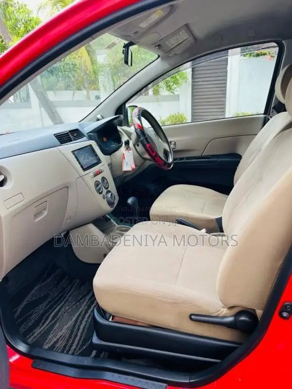 Daihatsu Mira 2012 Car (Used)