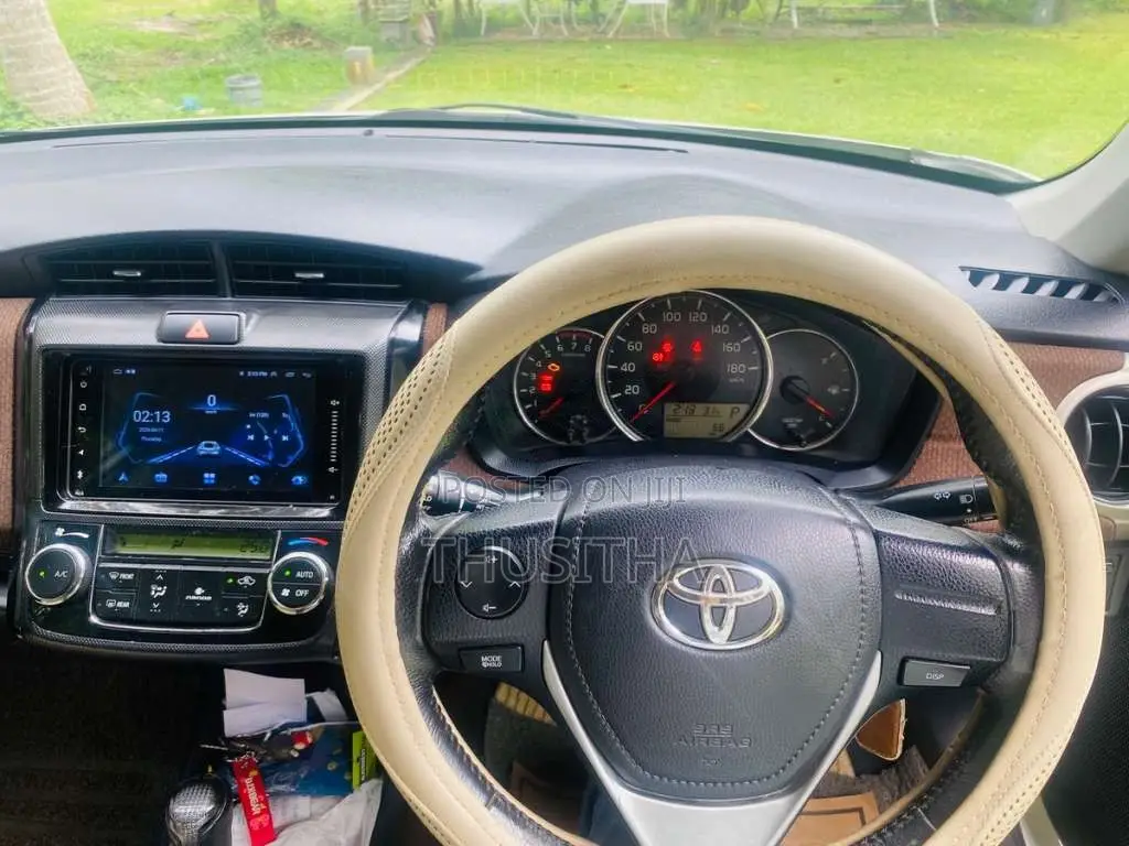 Toyota Axio 2013 Car (Used)