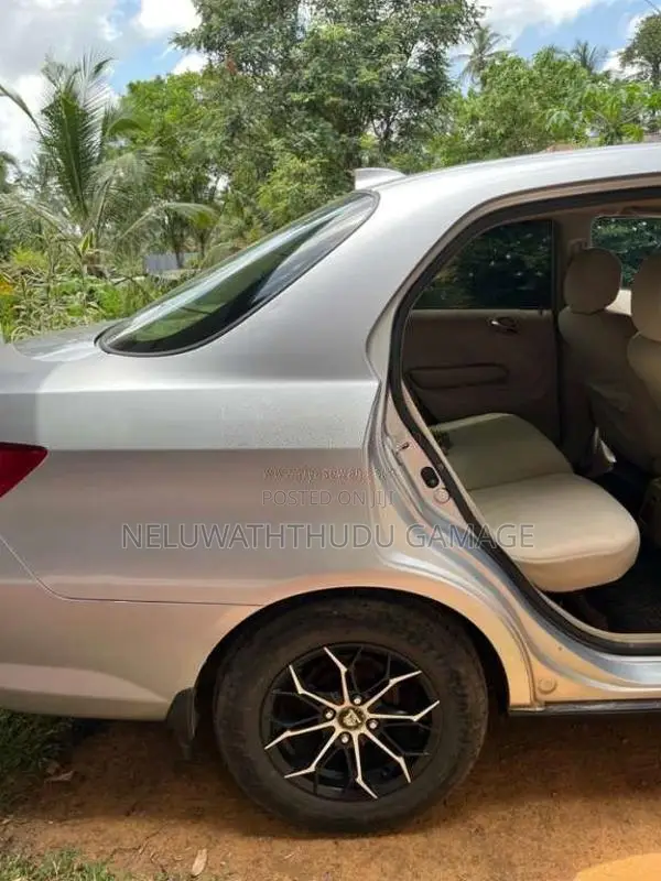 Honda Fit Aria 2005 Car (Used)