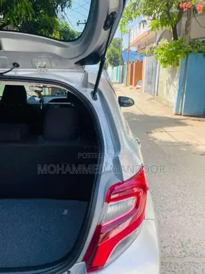 Toyota Vitz 2017 Car (Used)