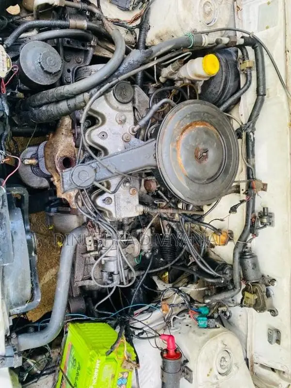 Nissan B12 1988 Car (Used)