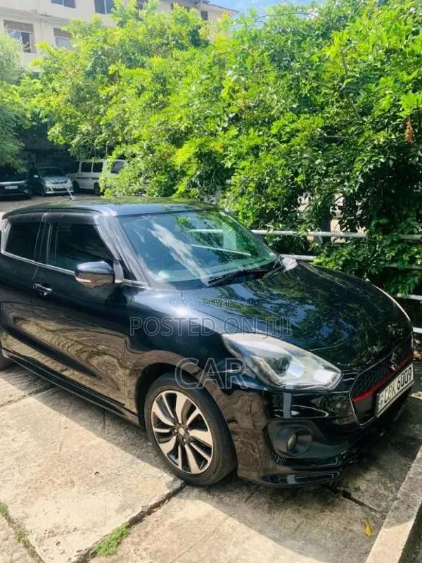 Suzuki Swift 2017 Car (Used)