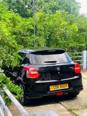 Suzuki Swift 2017 Car (Used)