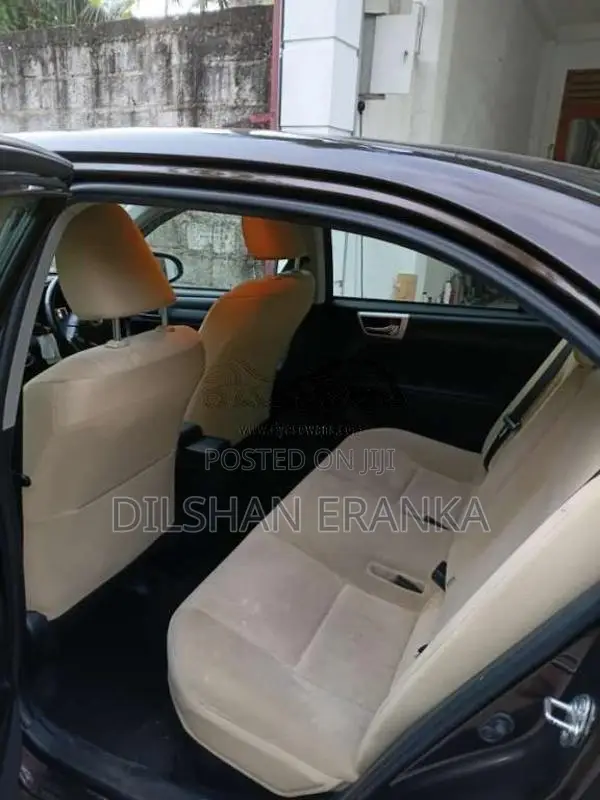 Toyota Axio 2015 Car (Used)