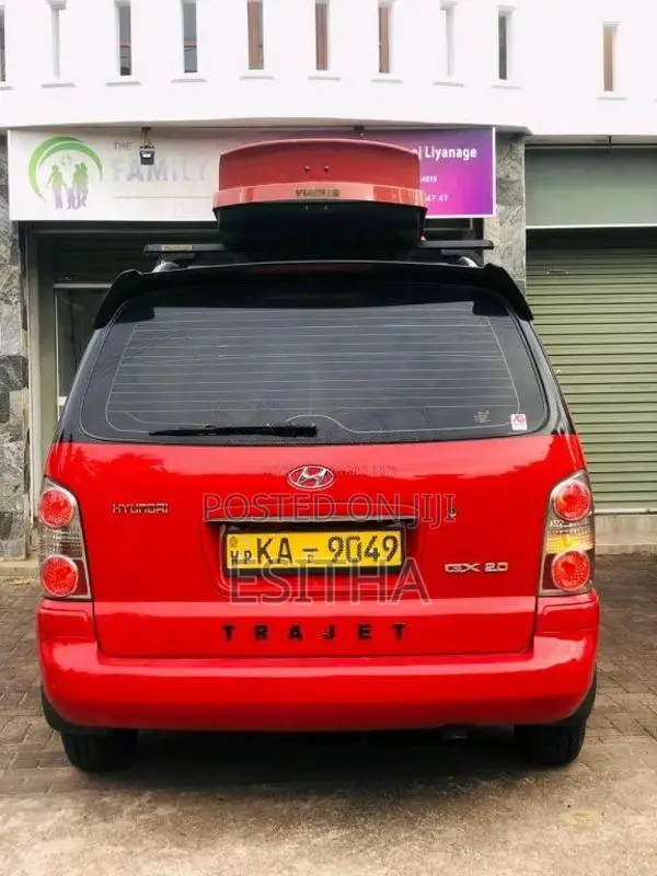 Hyundai Trajet 2005 Car (Used)