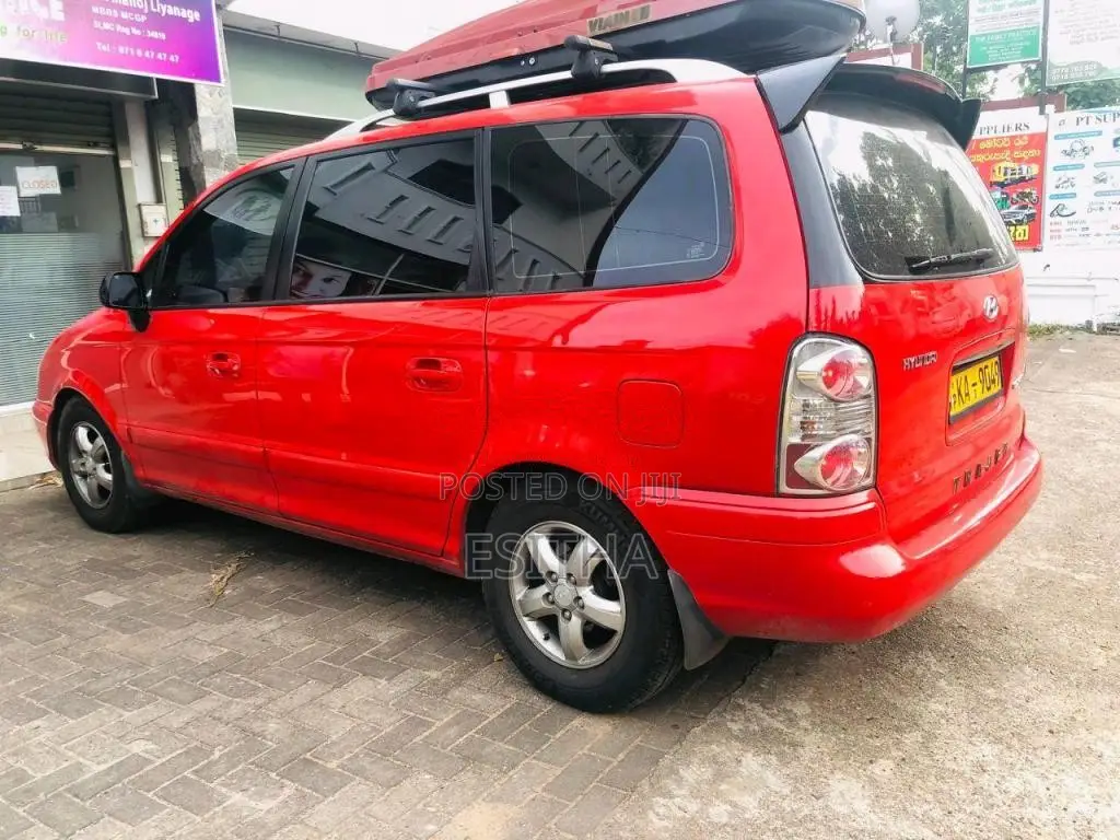 Hyundai Trajet 2005 Car (Used)