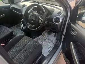 Mazda Demio 2009 Car (Used)