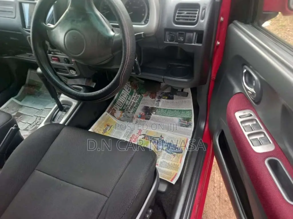Chevrolet Cruze 2004 Car (Used)