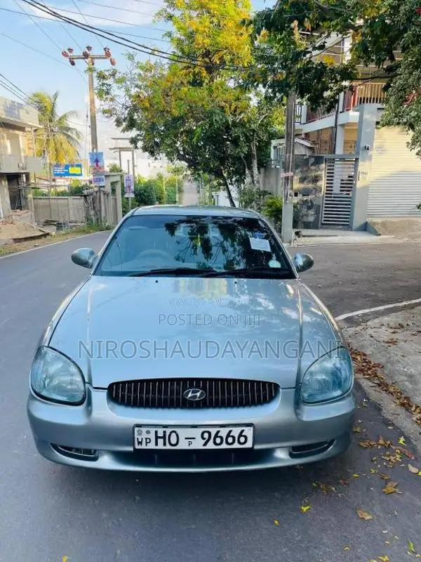 Hyundai Sonata 2000 Car (Used)