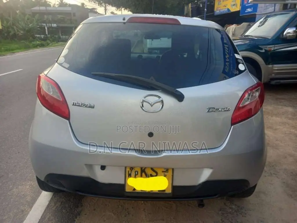 Mazda Demio 2009 Car (Used)