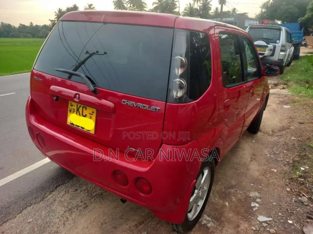 Chevrolet Cruze 2004 Car (Used)