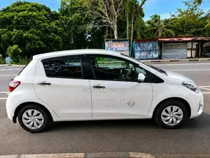 Toyota Vitz 2019 Car (Used)