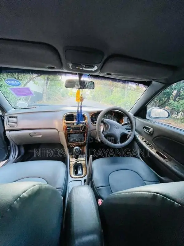 Hyundai Sonata 2000 Car (Used)