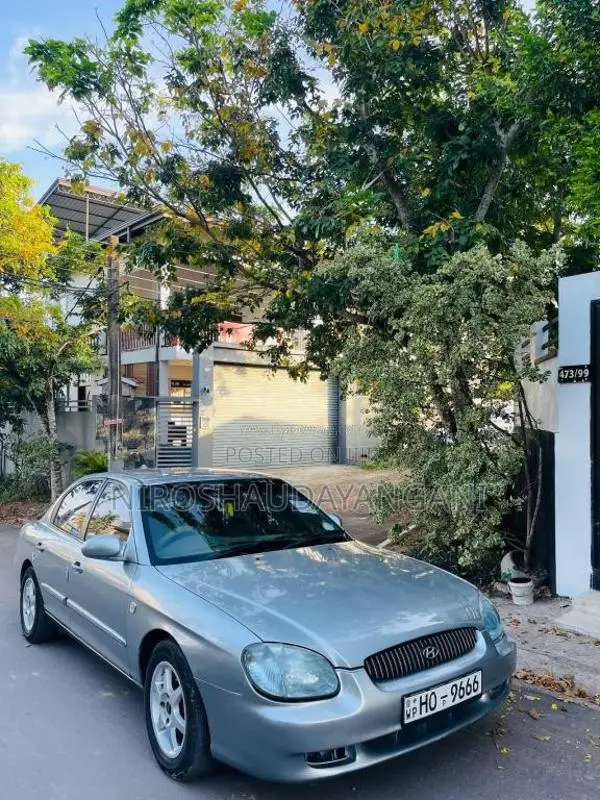 Hyundai Sonata 2000 Car (Used)