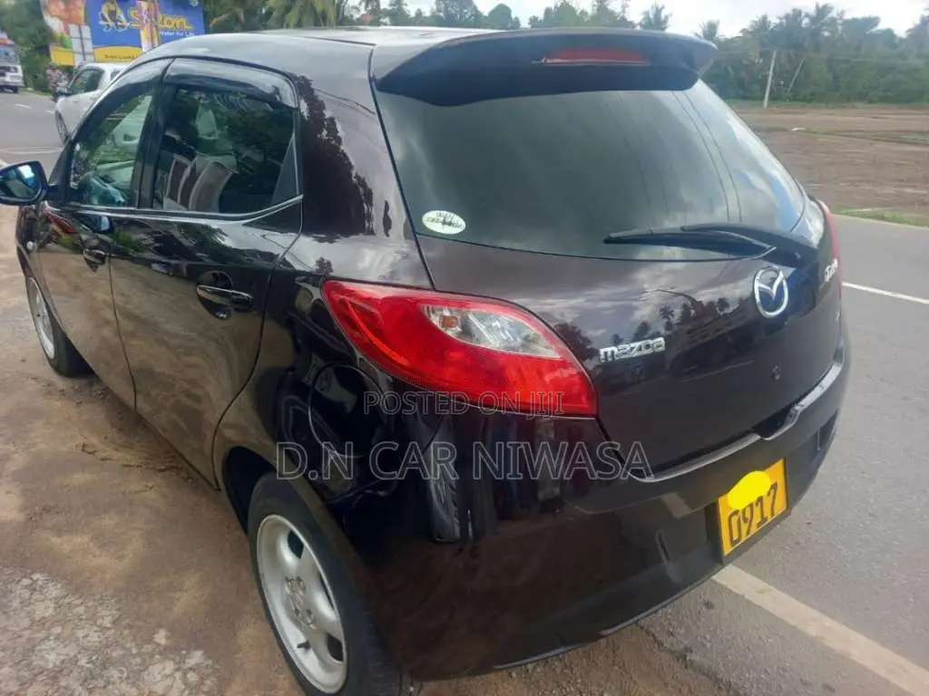 Mazda Demio 2007 Car (Used)