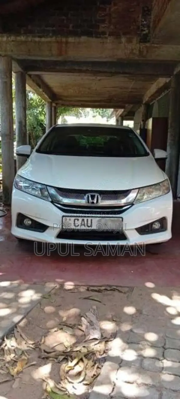 Honda Grace 2017 Car (Used)
