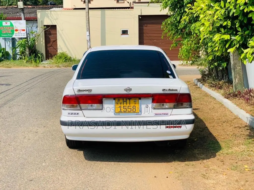 Nissan B15 2004 Car (Used)