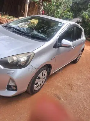 Toyota Aqua 2014 Car (Used)