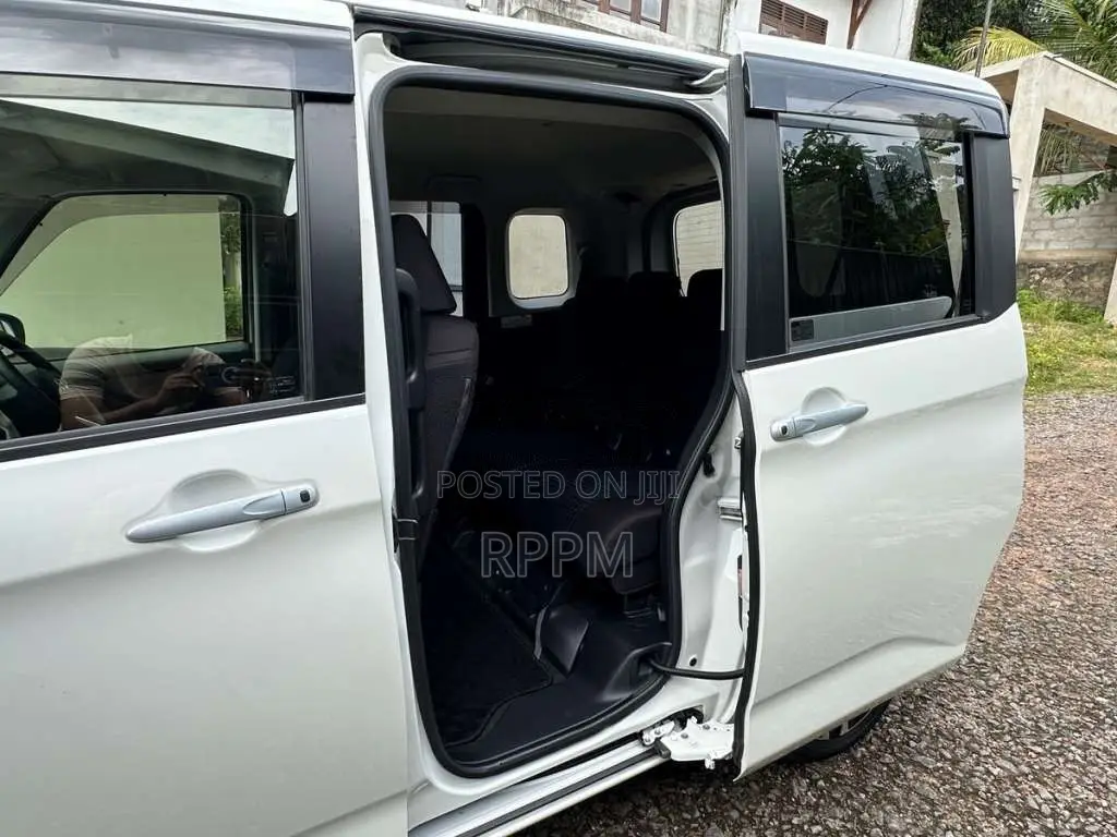 Toyota Roomy Custom G Turbo Higest 2026 Car Unregistered (Recondition)