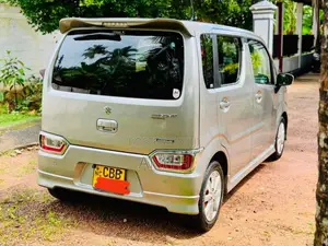 Suzuki Wagon R FZ Premium 2018 Car (Used)