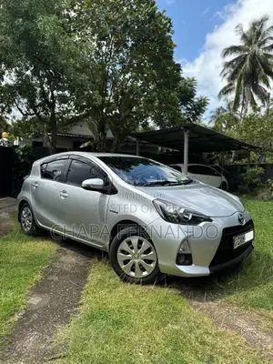 Toyota Aqua S Limited 2013 Car (Used)