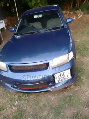Volkswagen PASSAT 2000 Car (Used)