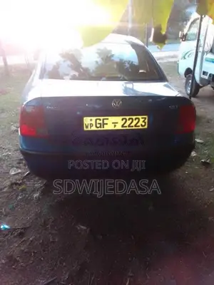 Volkswagen PASSAT 2000 Car (Used)