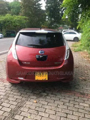 Nissan LEAF 2012 Car (Used)