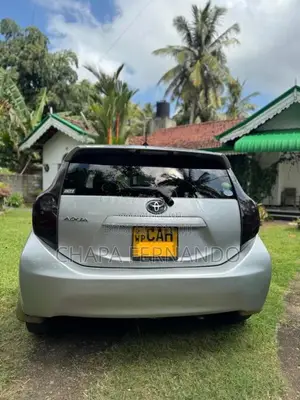 Toyota Aqua S Limited 2013 Car (Used)