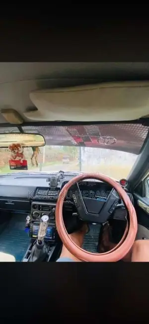 Toyota Carina 1982 Car (Used)