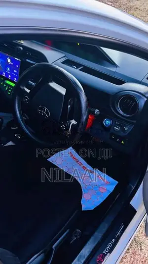 Toyota Aqua 2013 Car (Used)