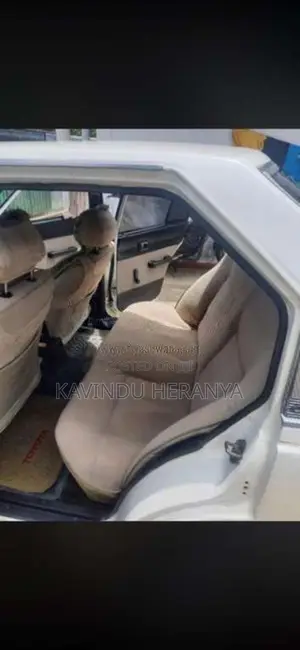 Toyota Carina 1982 Car (Used)