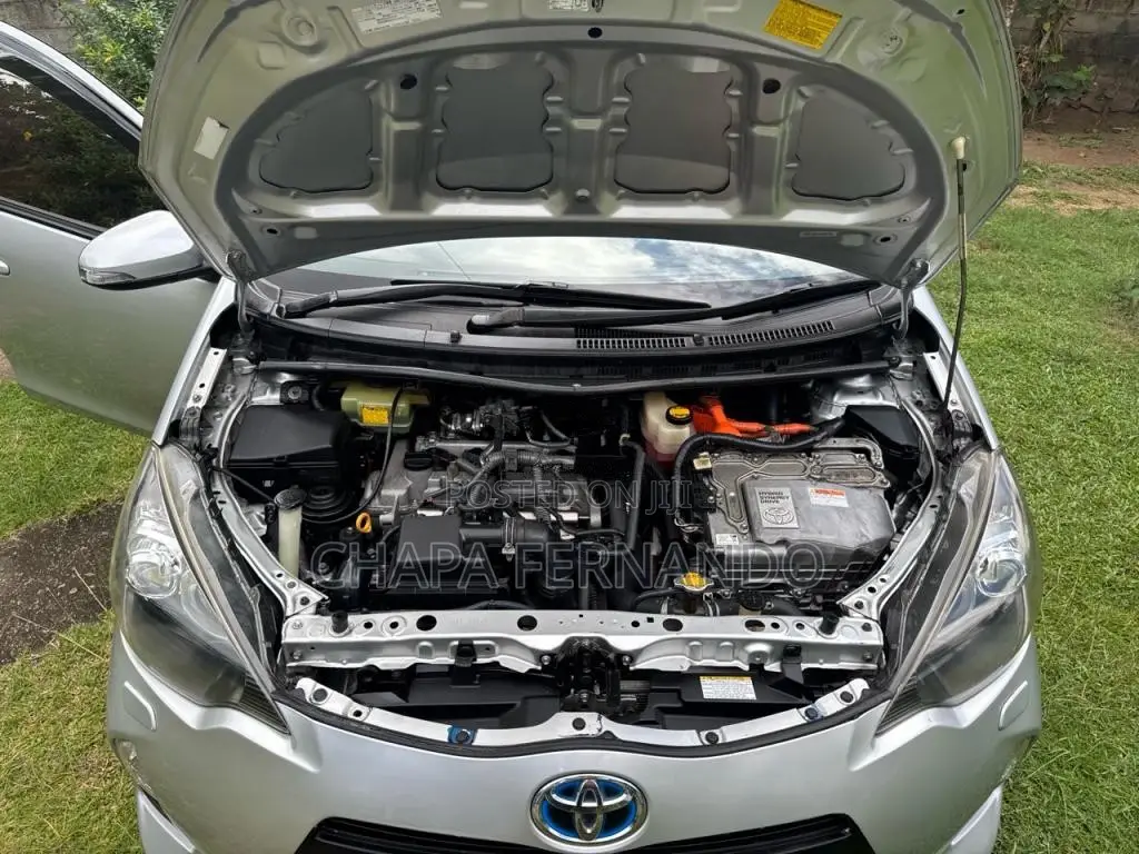 Toyota Aqua S Limited 2013 Car (Used)