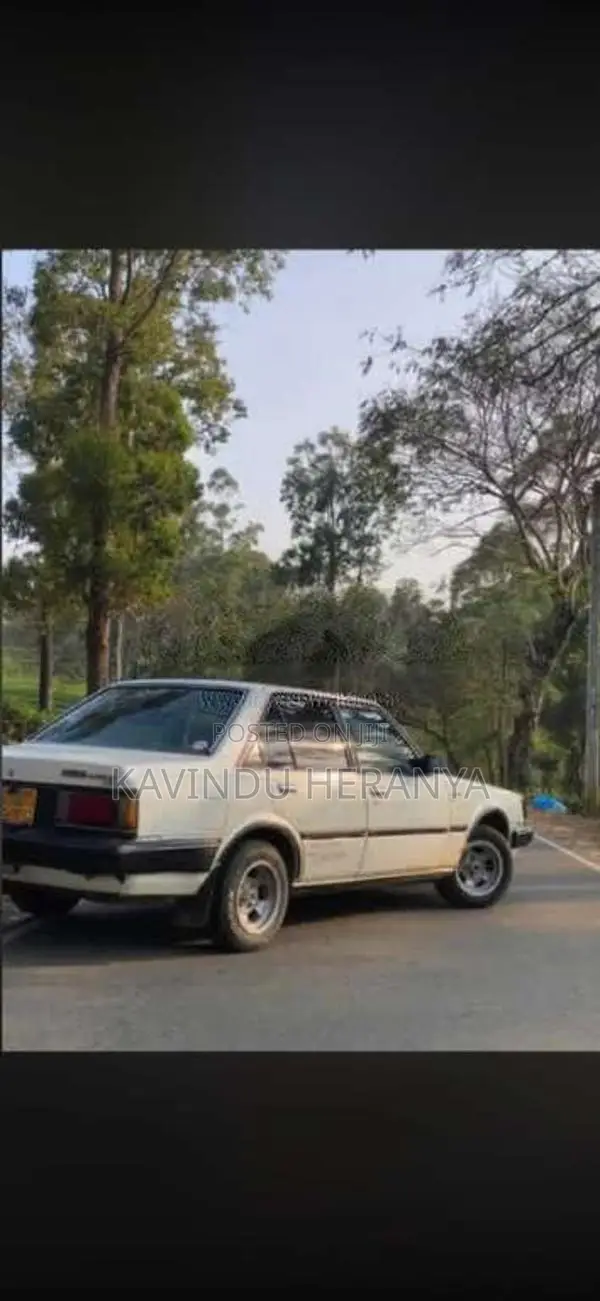 Toyota Carina 1982 Car (Used)