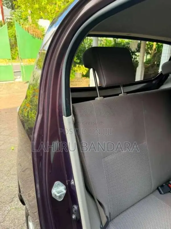 Daihatsu Mira 2015 Car (Used)