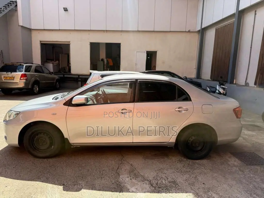 Toyota Axio 2007 Car (Used)