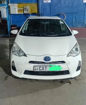 Toyota Aqua 2013 Car (Used)