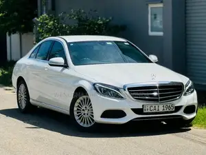 Mercedes-Benz C180 2015 Car (Used)