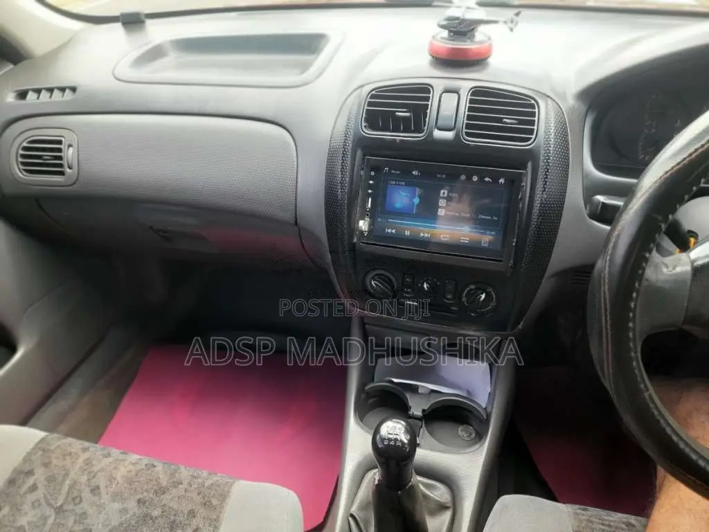 Mazda 323 2000 Car (Used)