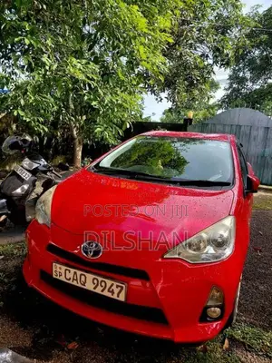 Toyota Aqua 2014 Car (Used)