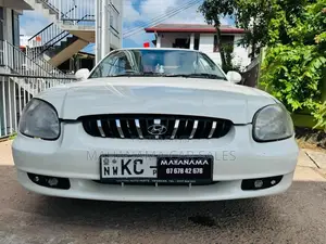 Hyundai Sonata 2000 Car (Used)