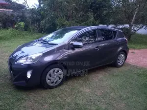 Toyota Aqua Urban 2015 Car (Used)