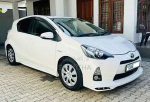 Toyota Aqua G Limited 2012 Car (Used)
