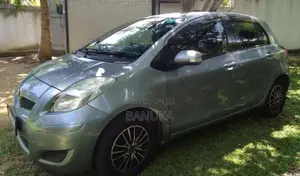 Toyota Vitz 2008 Car (Used)