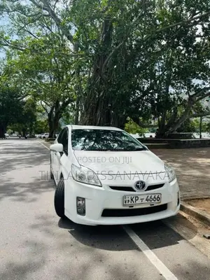 Toyota Prius 2011 Car (Used)